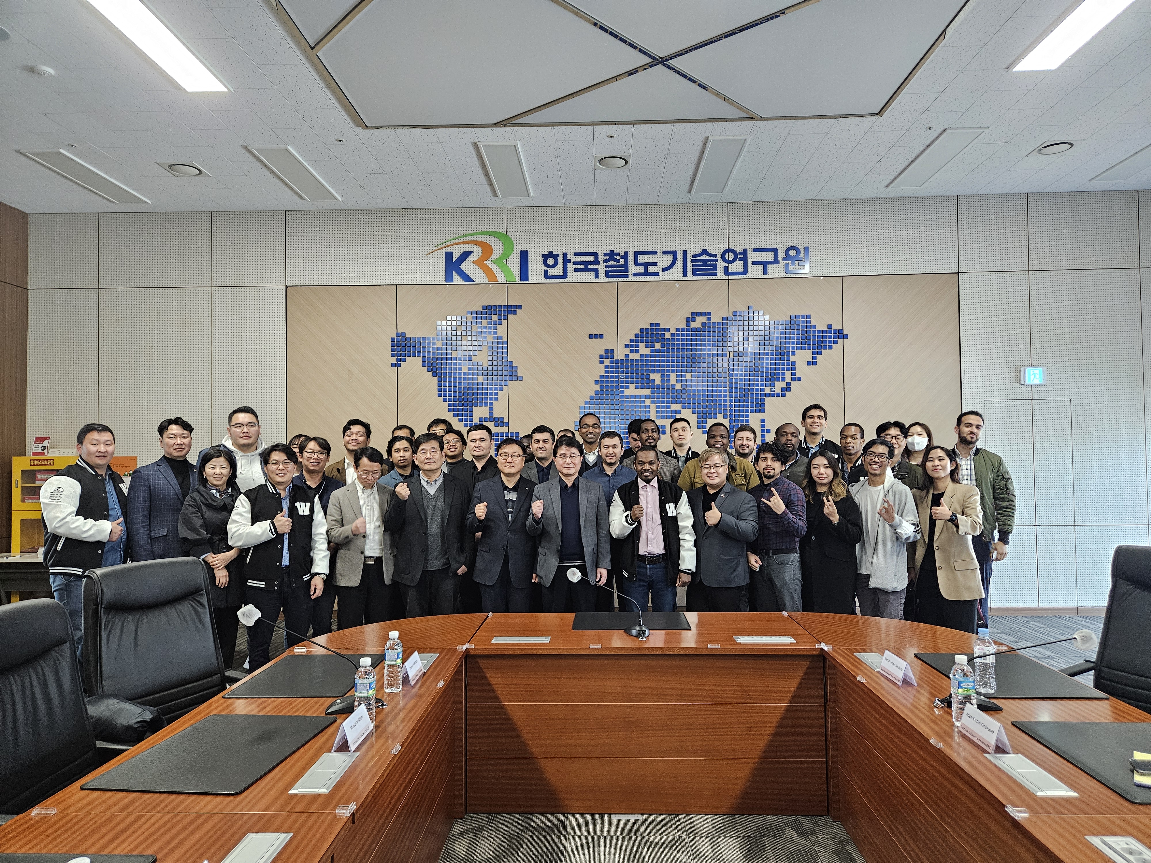 [KGSP NEWS]  Woosong University Global Railway Training Program Visits Korea Railroad Research Institute